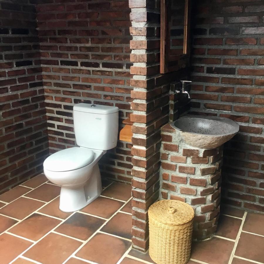 Alas Arum Ecolodge Selemadeg Esterno foto